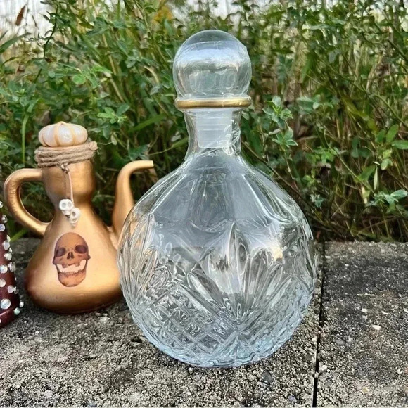 NEW Clear Glass Decanter Christmas or Halloween Apothecary Jar Home Decor - Picture 2 of 7